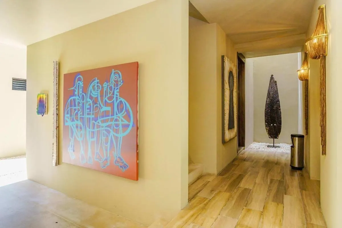 Luxurious Oasis Jacuzzi With Art Gallery And Pool Tulum Apartment