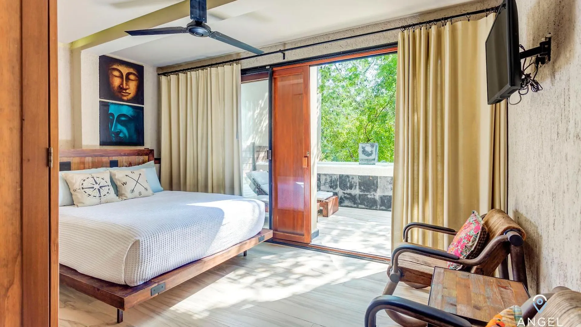 Luxurious Oasis Jacuzzi With Art Gallery And Pool Tulum Apartment