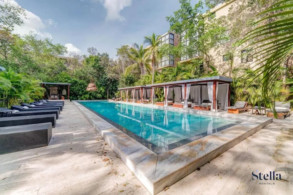 Luxurious Oasis Jacuzzi With Art Gallery And Pool Tulum Apartment