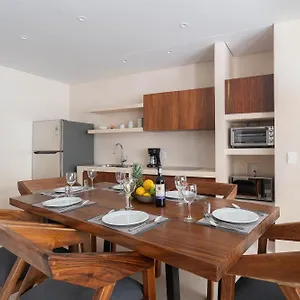 At Treetops Apartamento